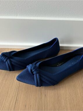 Rothy's Navy the knot point flats